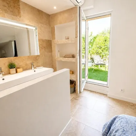 Californian With Pool And Beaches * Antibes